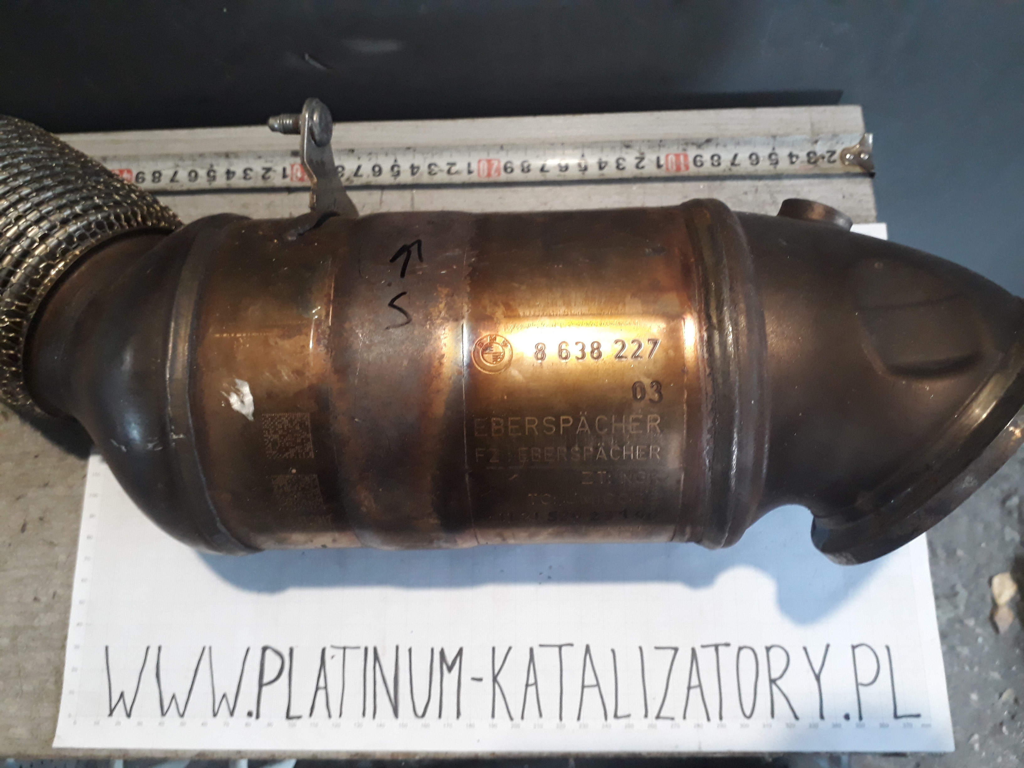 Katalizator 8638227 112152023100