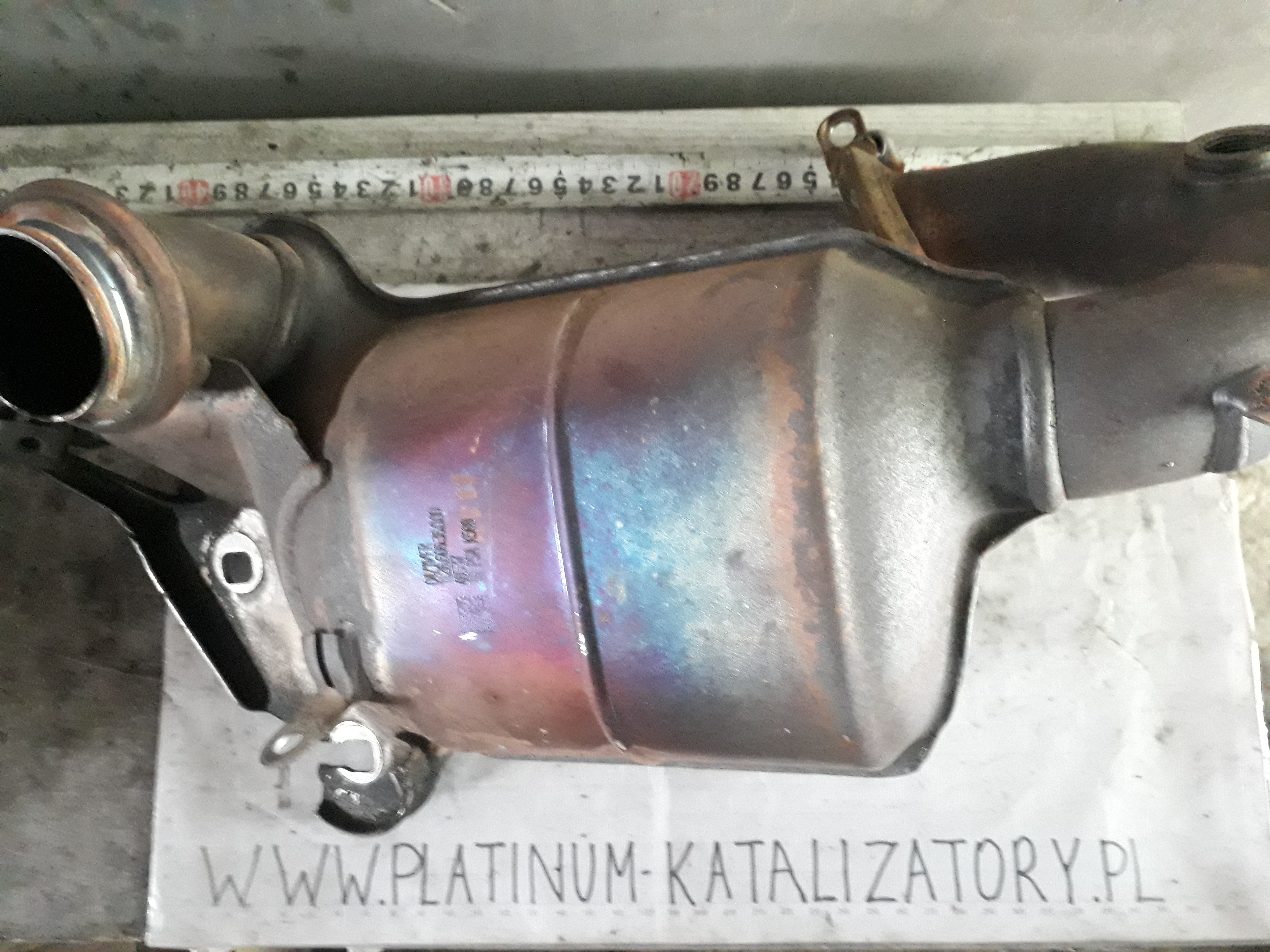 Katalizator K588