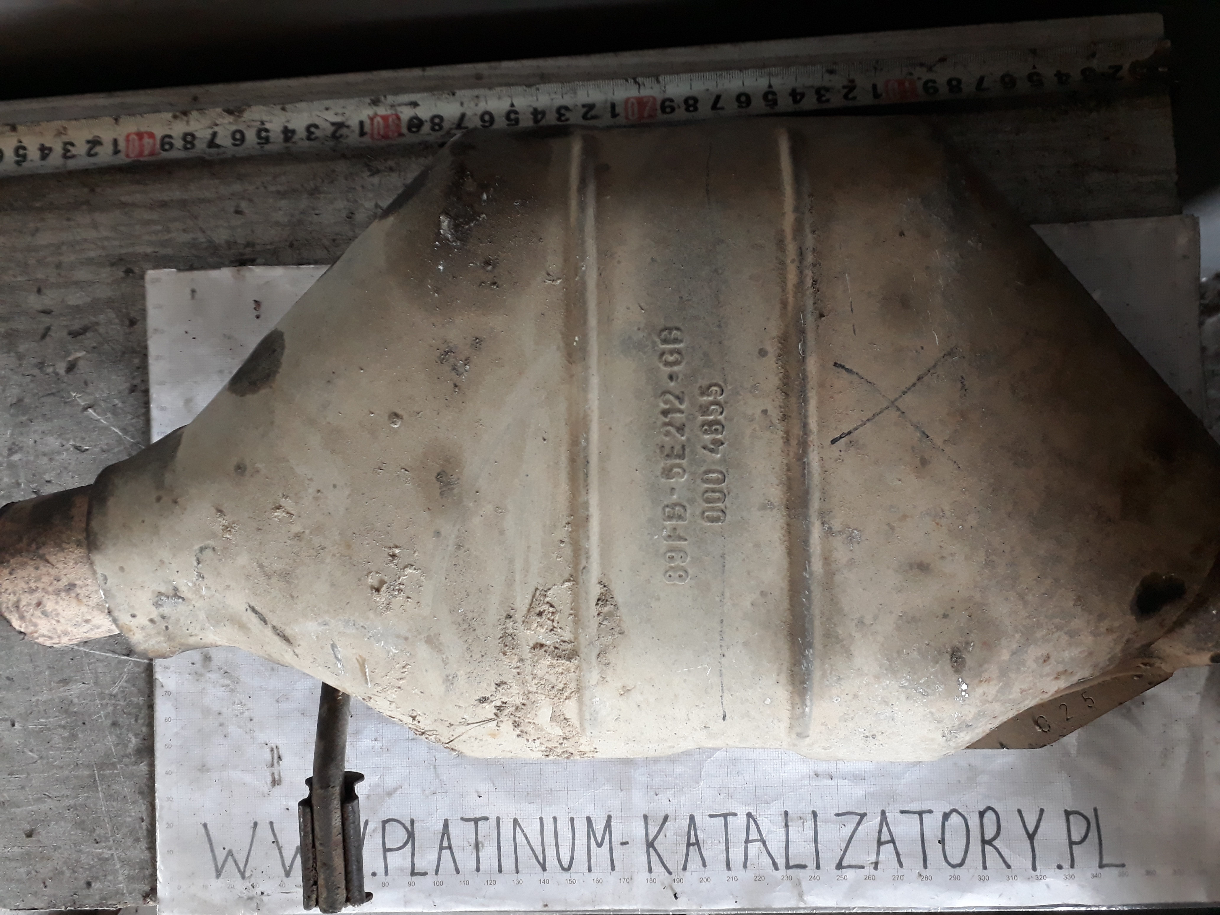 Katalizator 89FB-5E212-GB 0,5