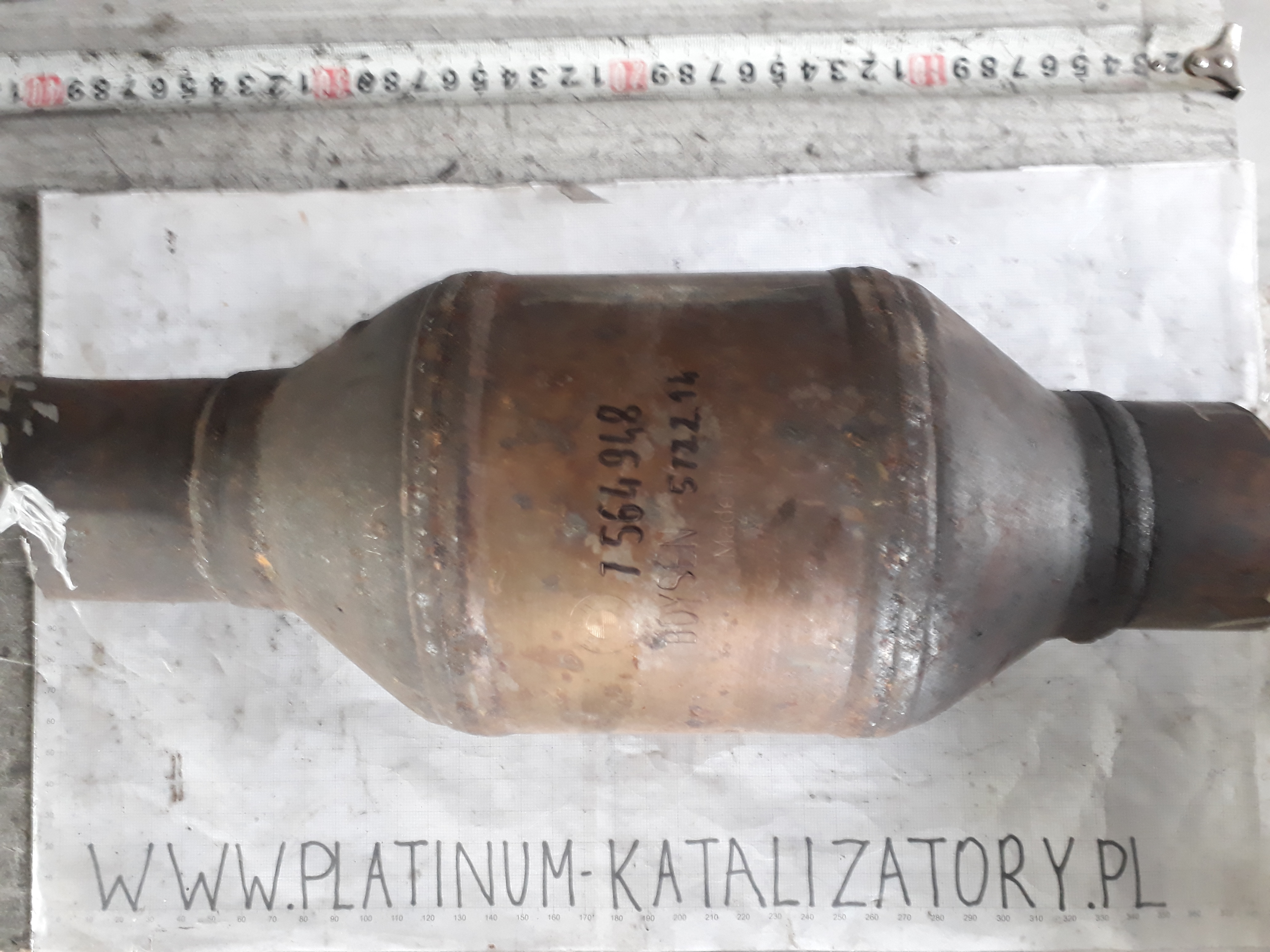 Katalizator 7564948