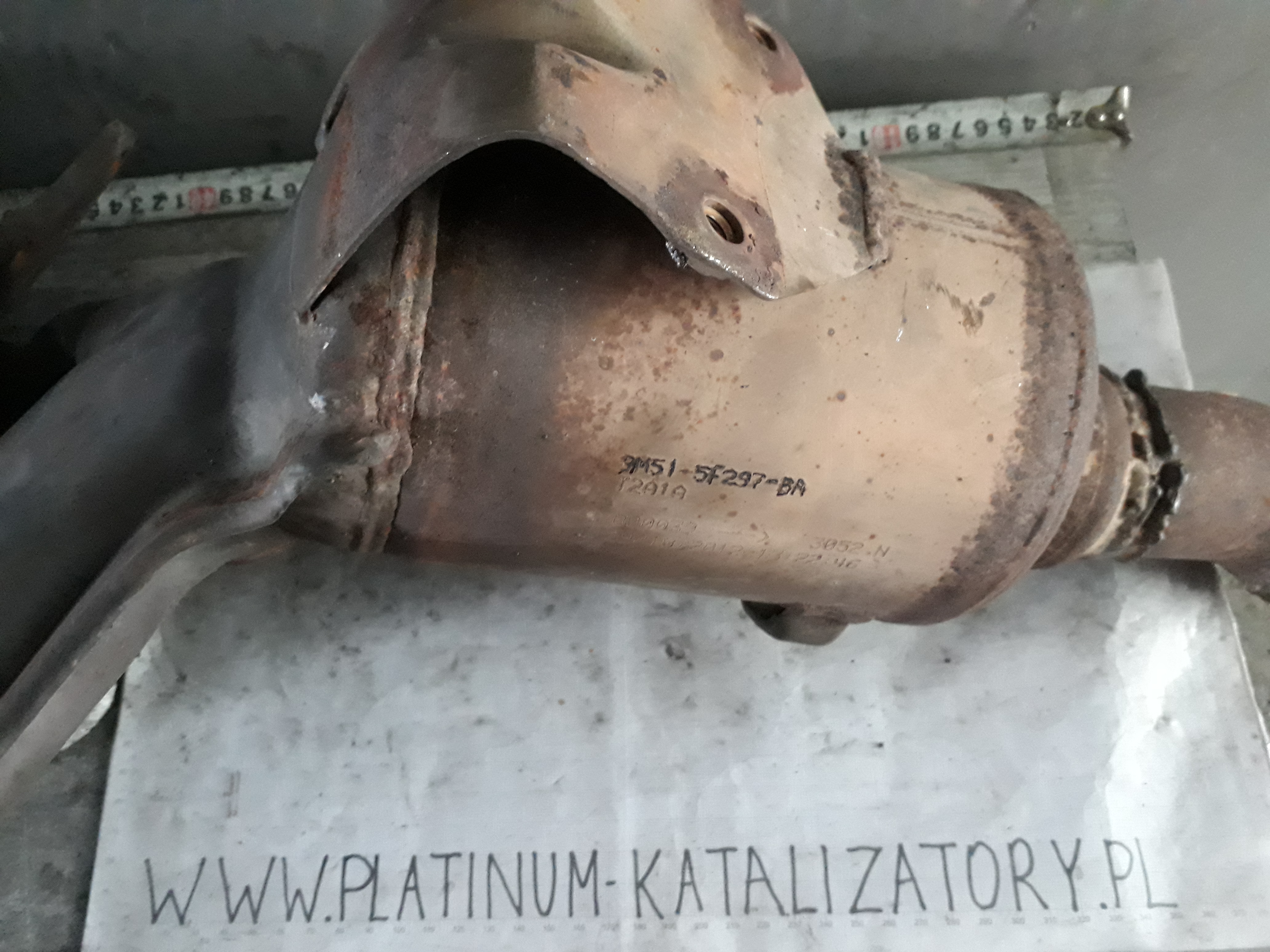 Katalizator 9M51-5F297-BA