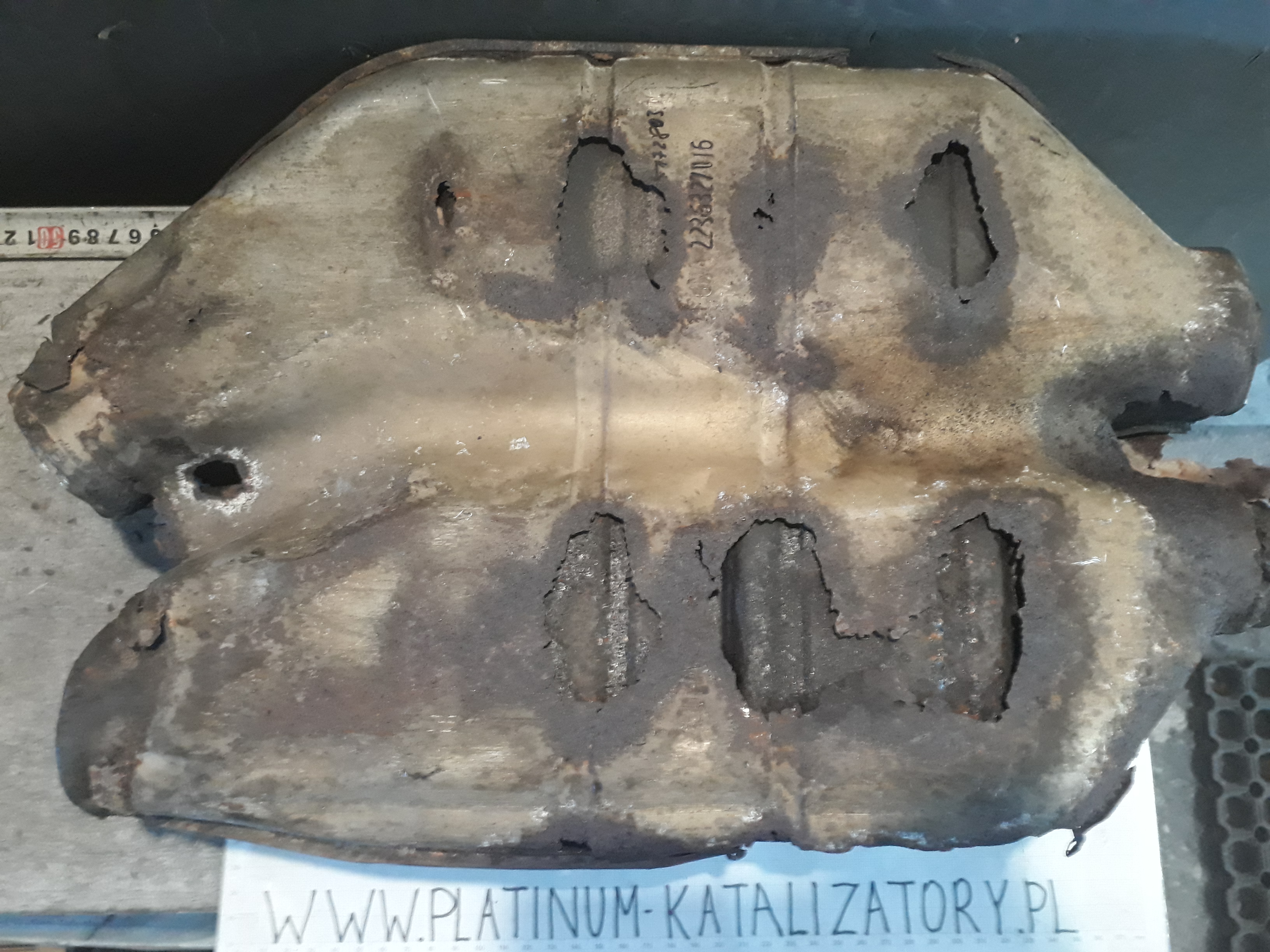Katalizator 1728033 2236327016 szt.