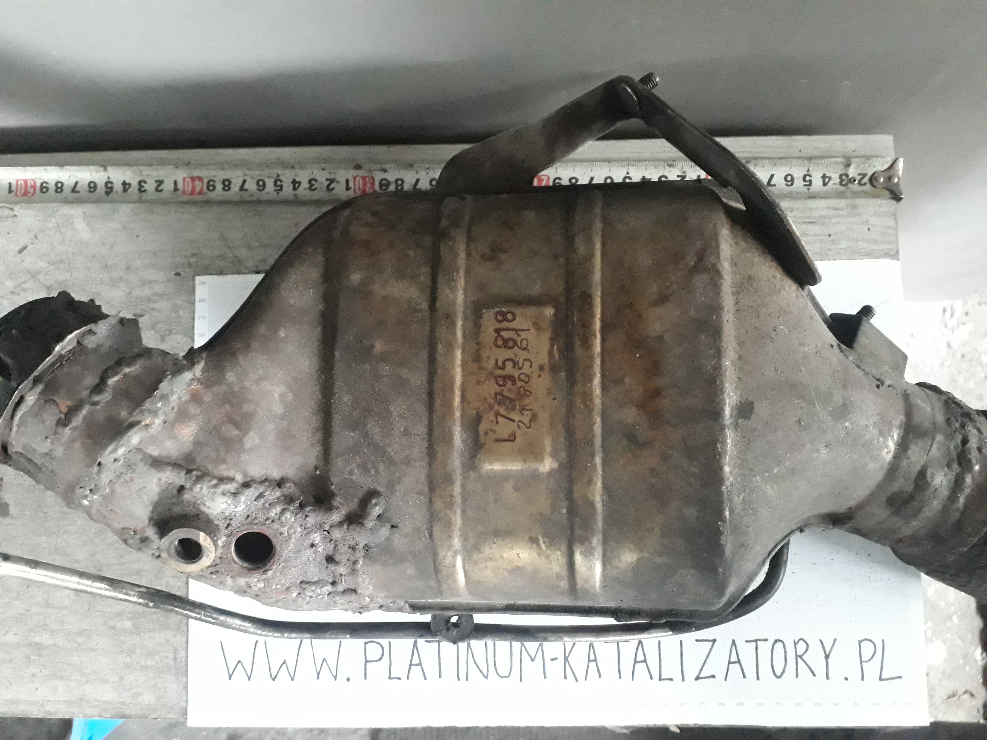 Katalizator L7795818